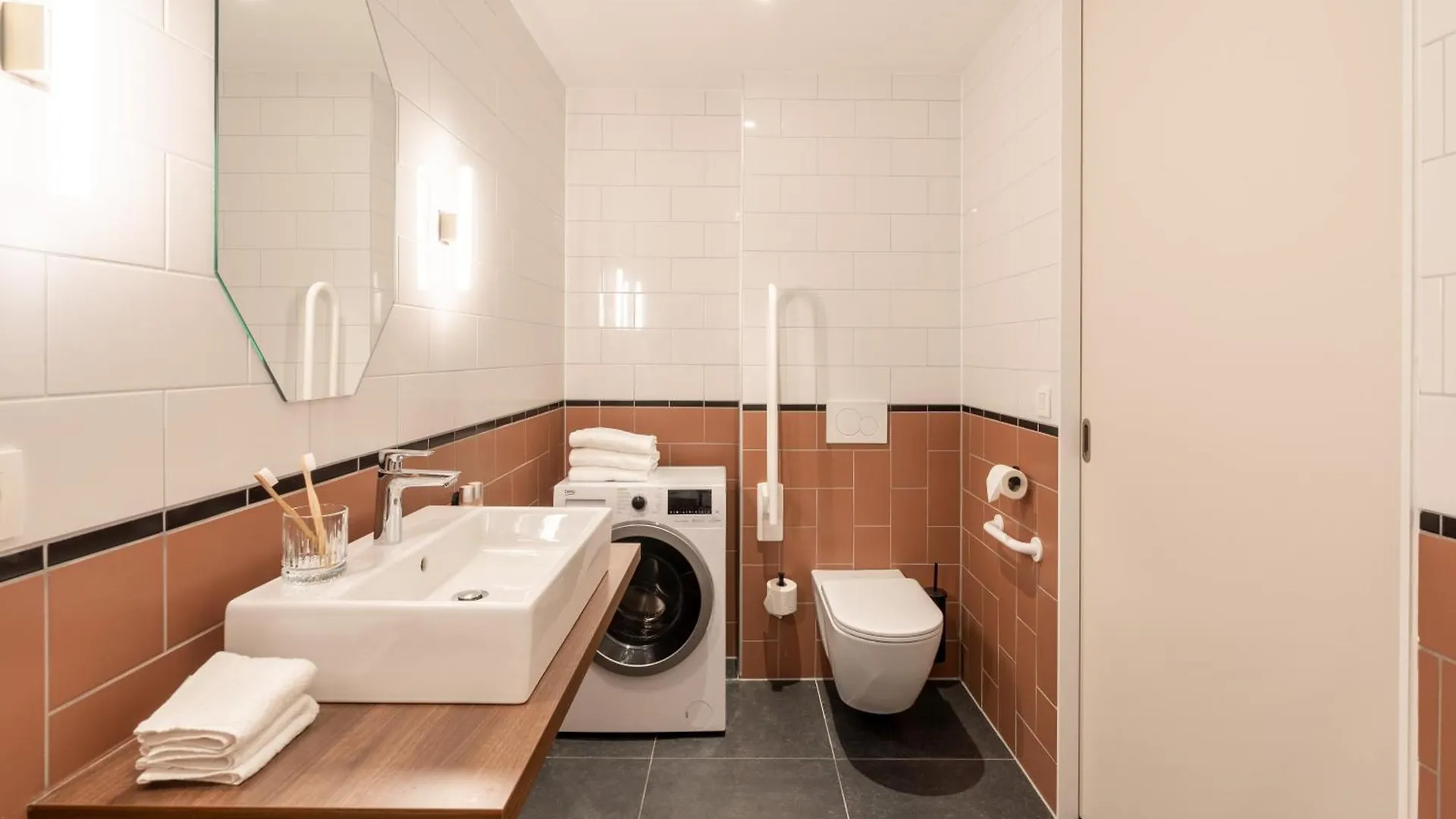 Yays Antwerp Opera By Numa Aparthotel Belgium